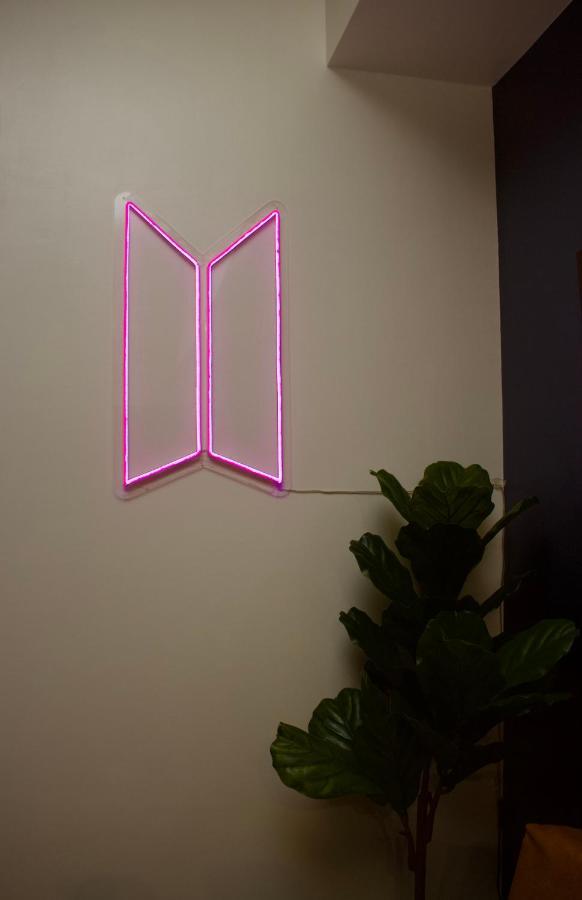 The Room: Magic Shop 大雅台 外观 照片